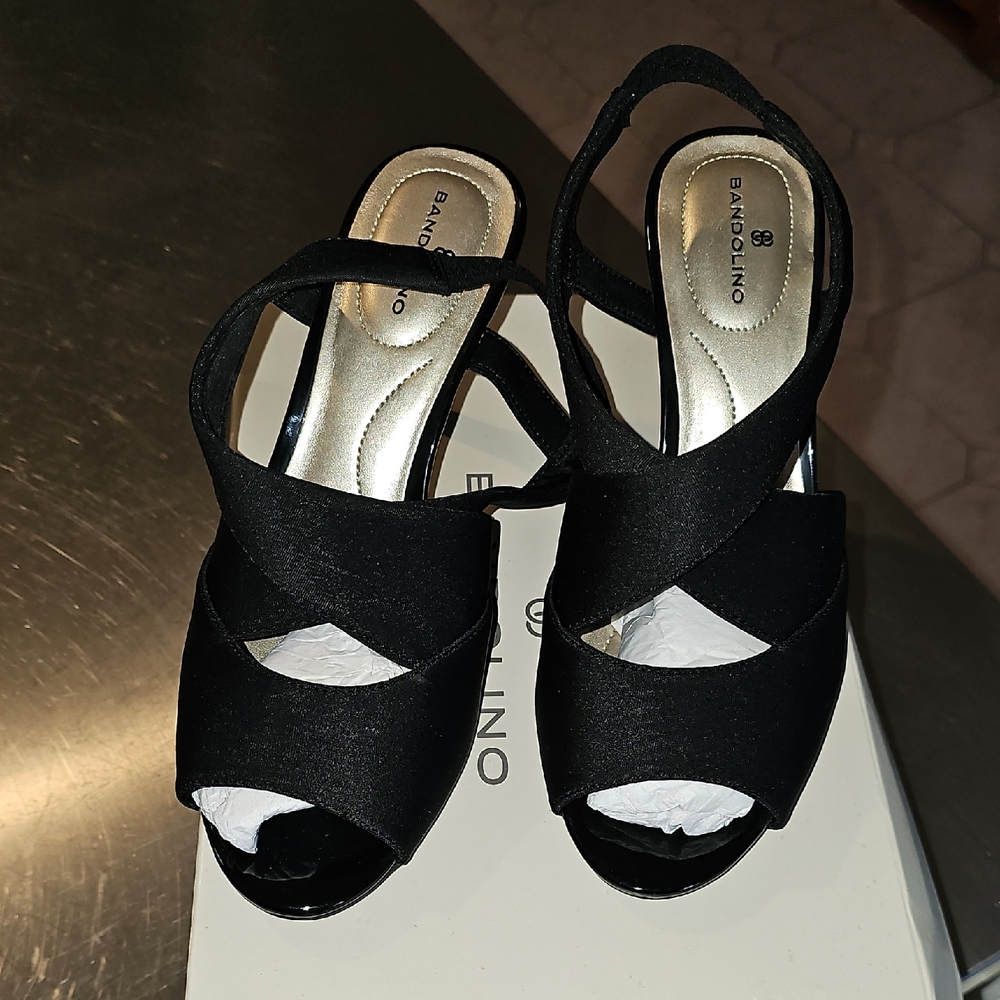 Bandolino Black Strappy Heels